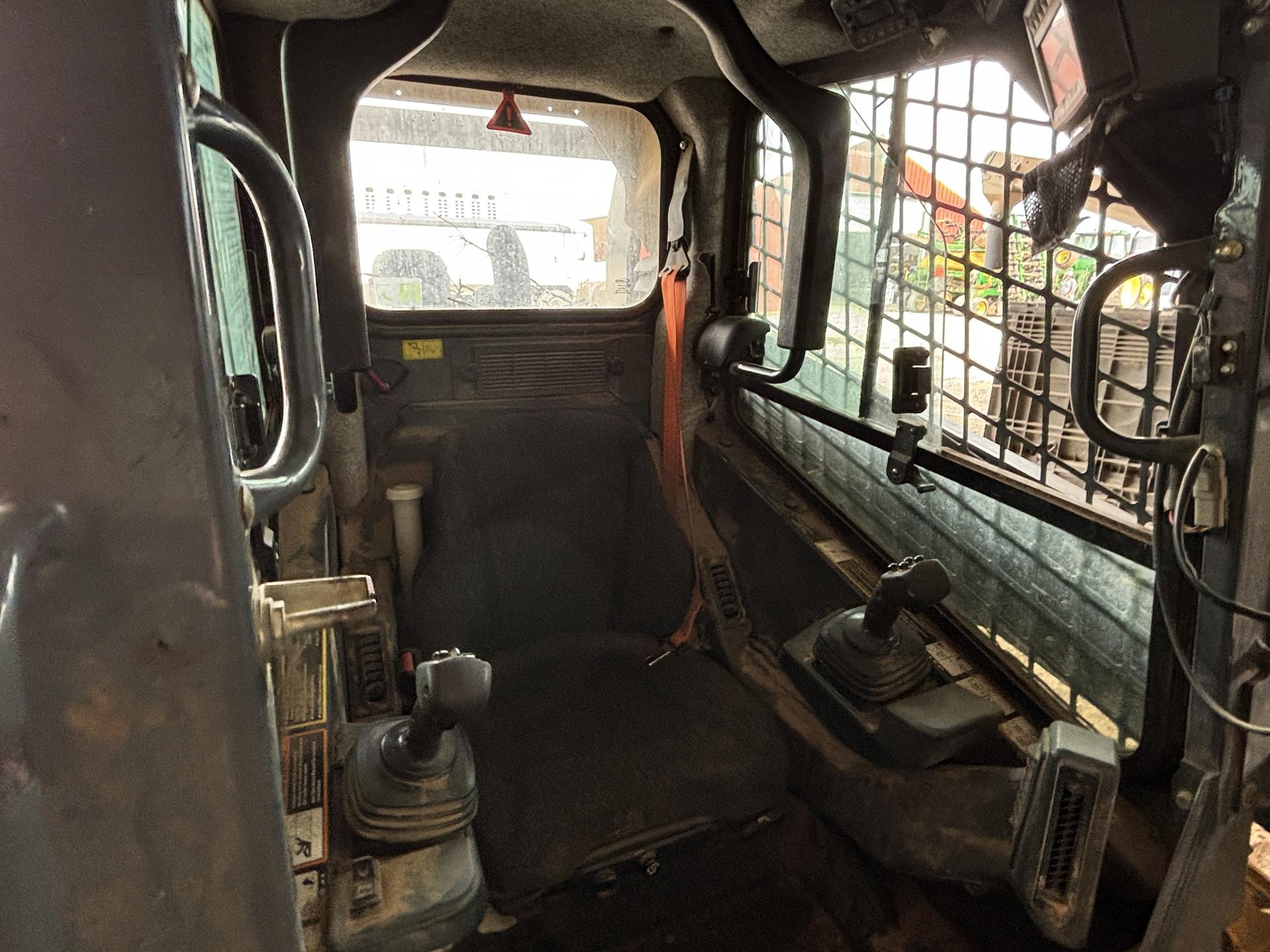 2018 John Deere 333G Image