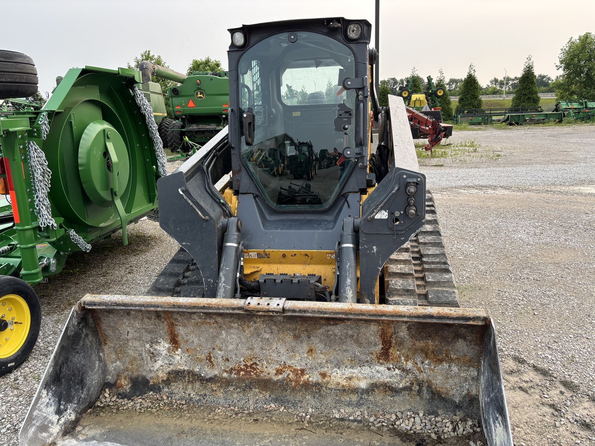 2018 John Deere 333G Image