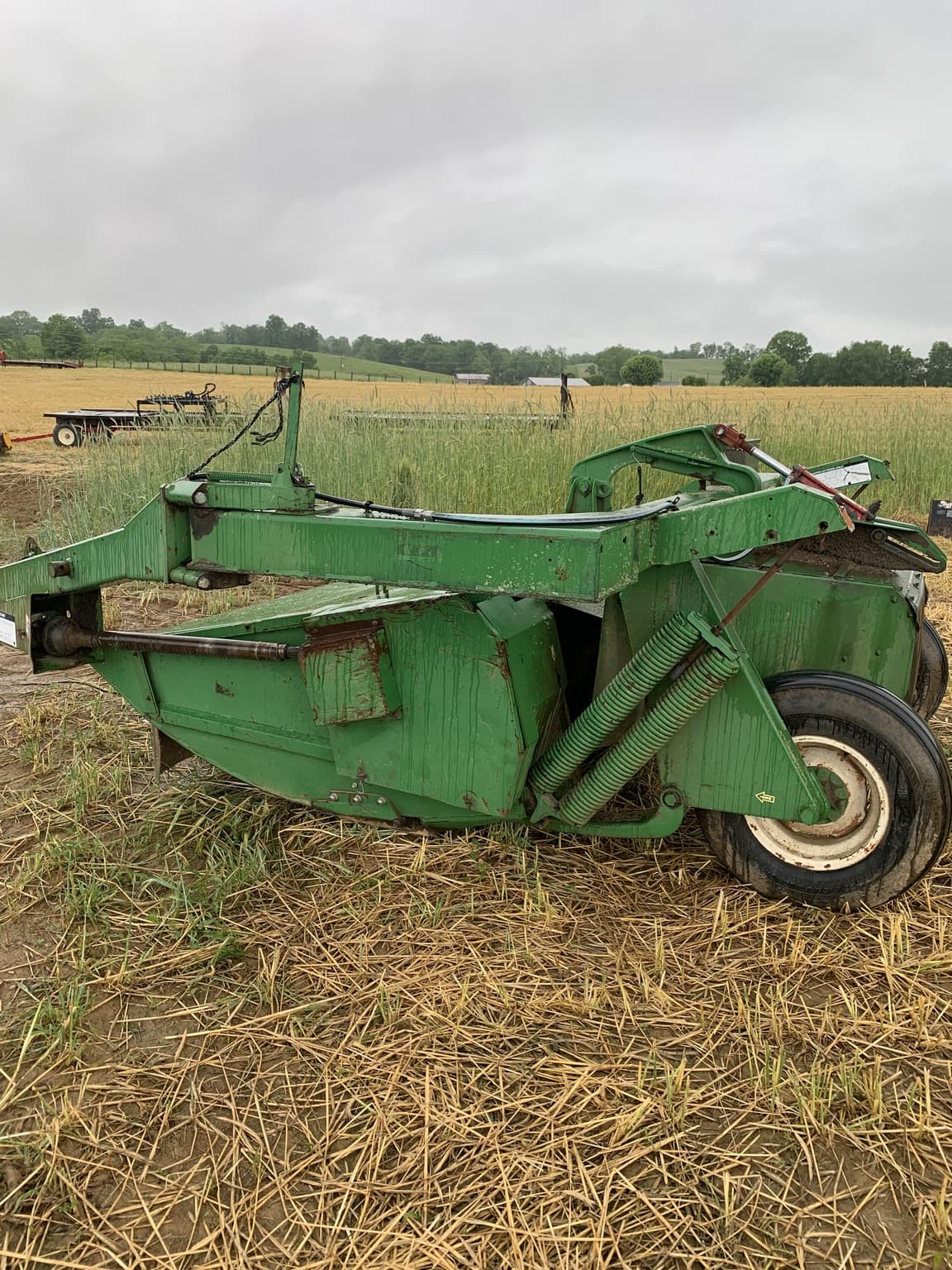 John Deere 910 Image