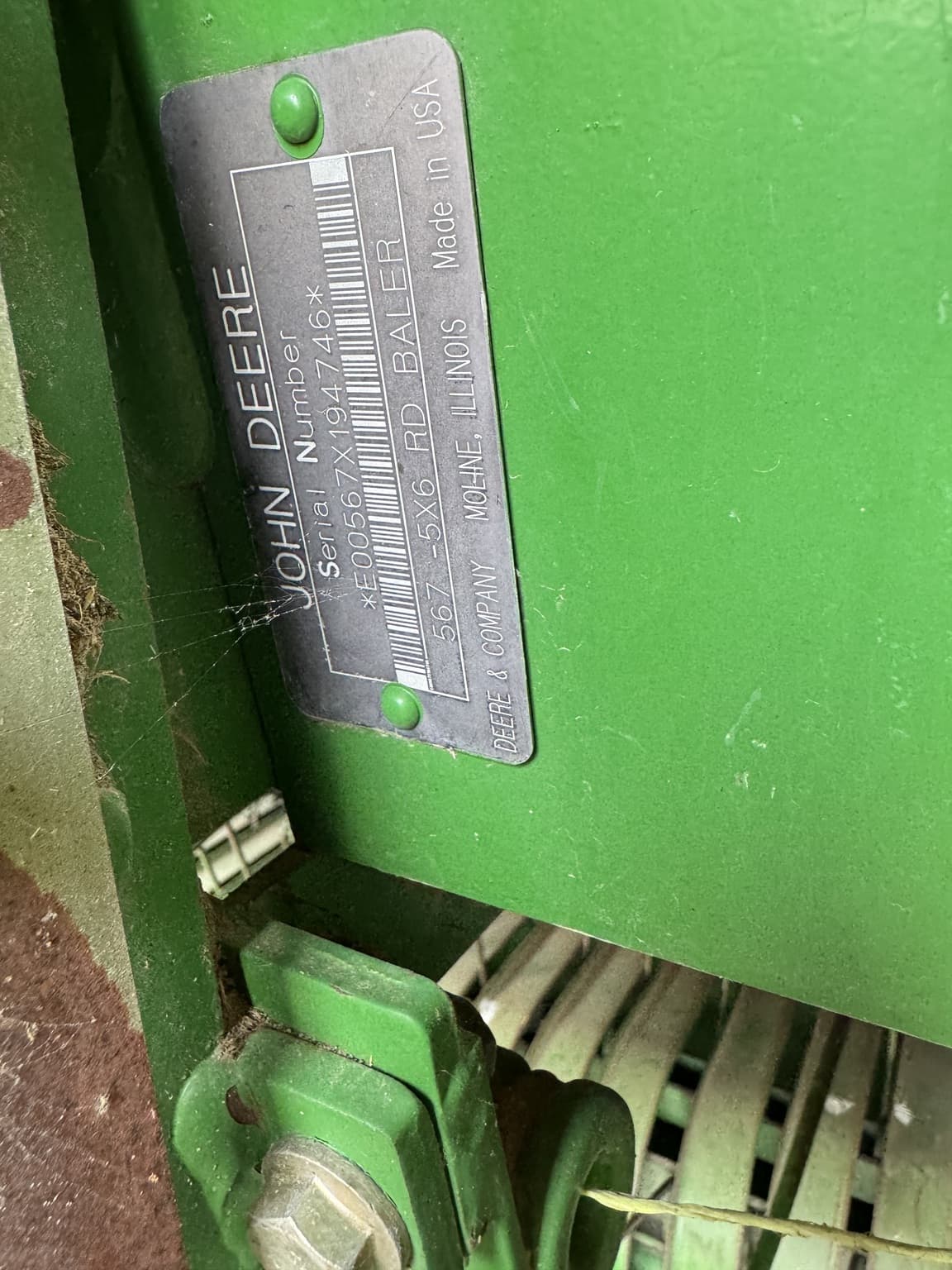 2003 John Deere 567 Image