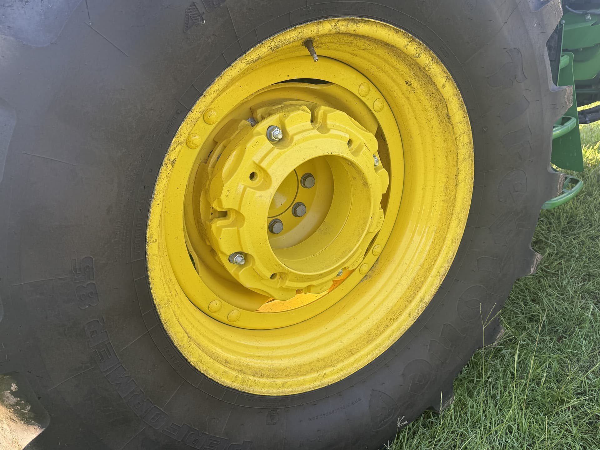 2021 John Deere 5090R Image
