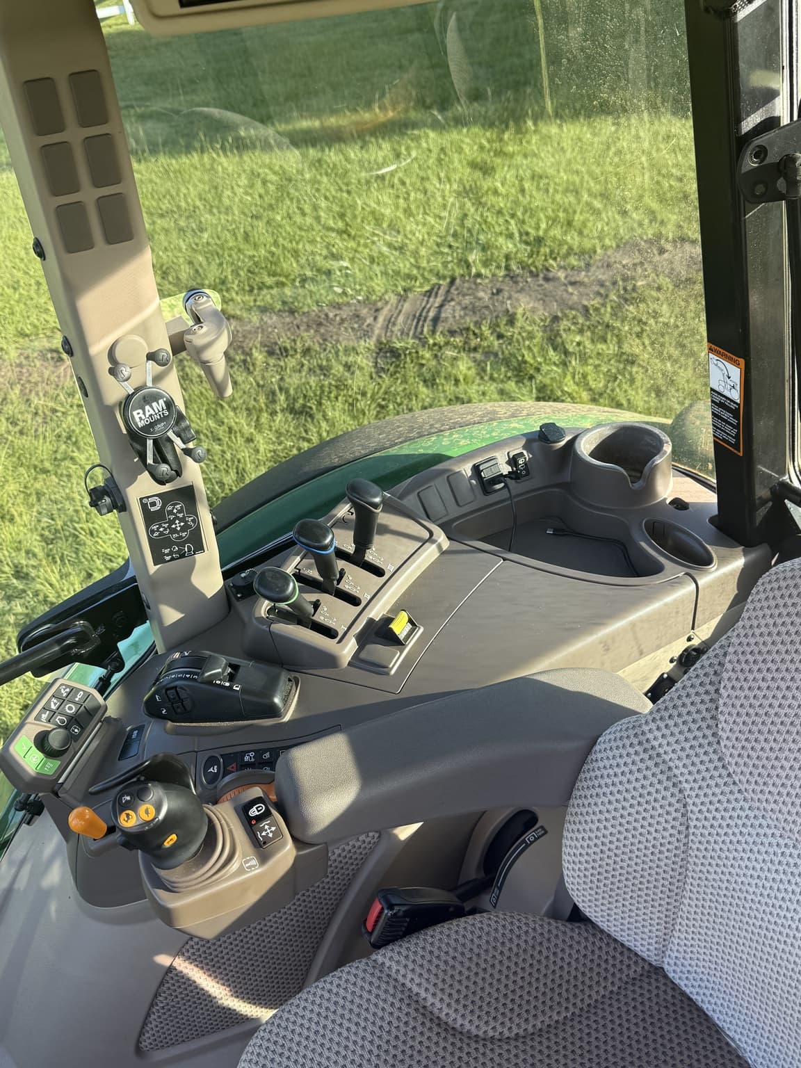 2021 John Deere 5090R Image