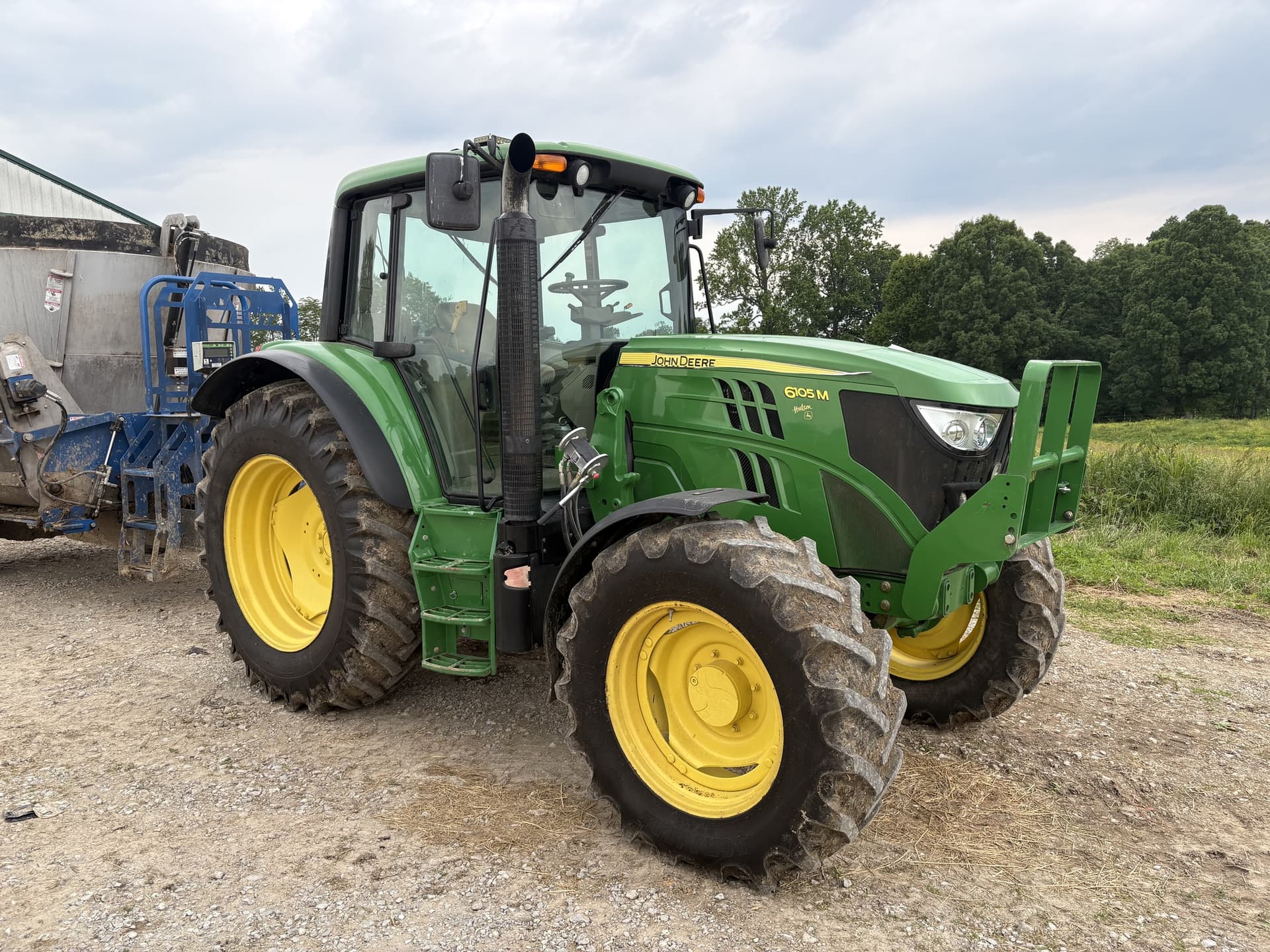 2014 John Deere 6105M Image