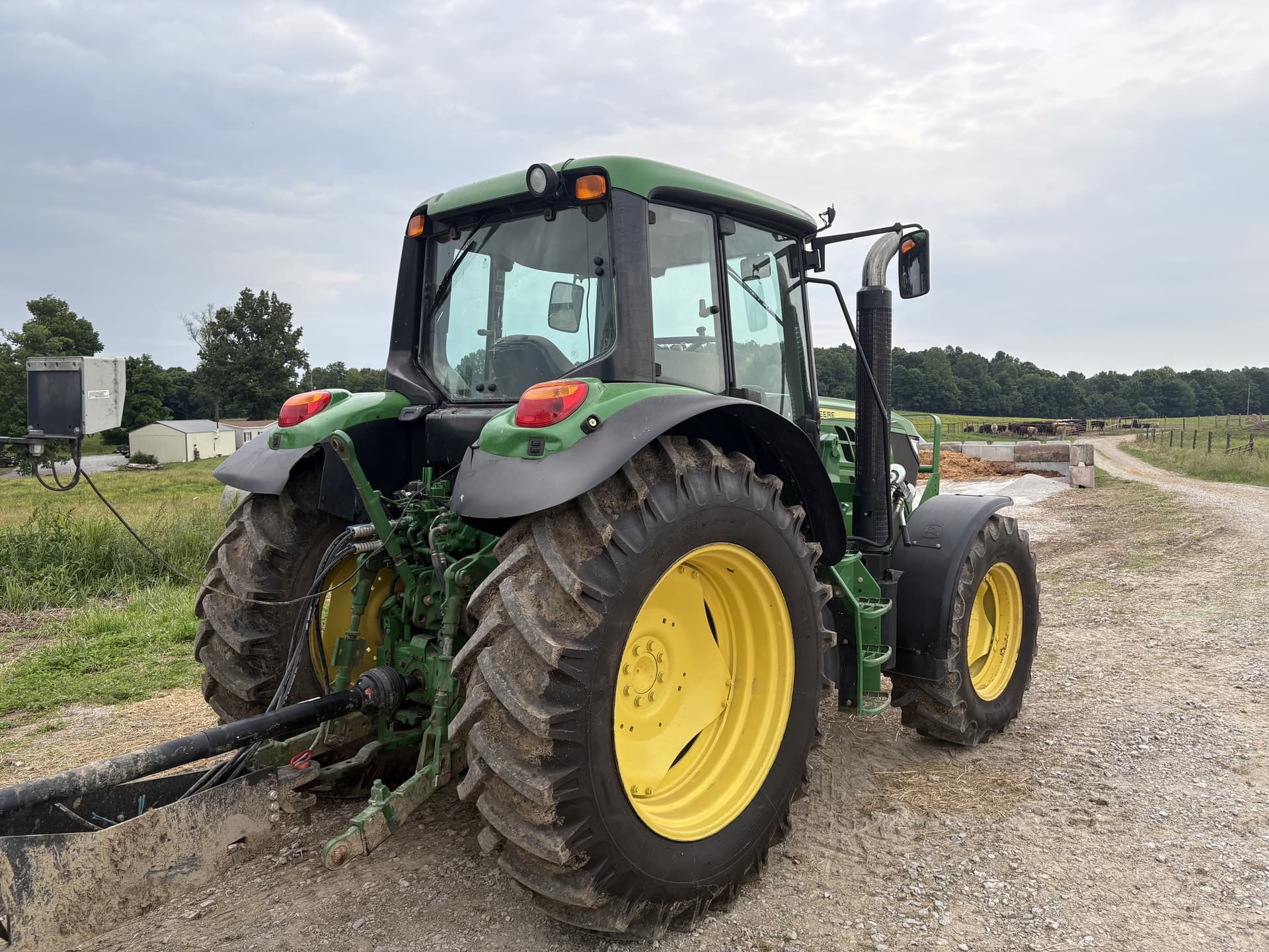 2014 John Deere 6105M Image