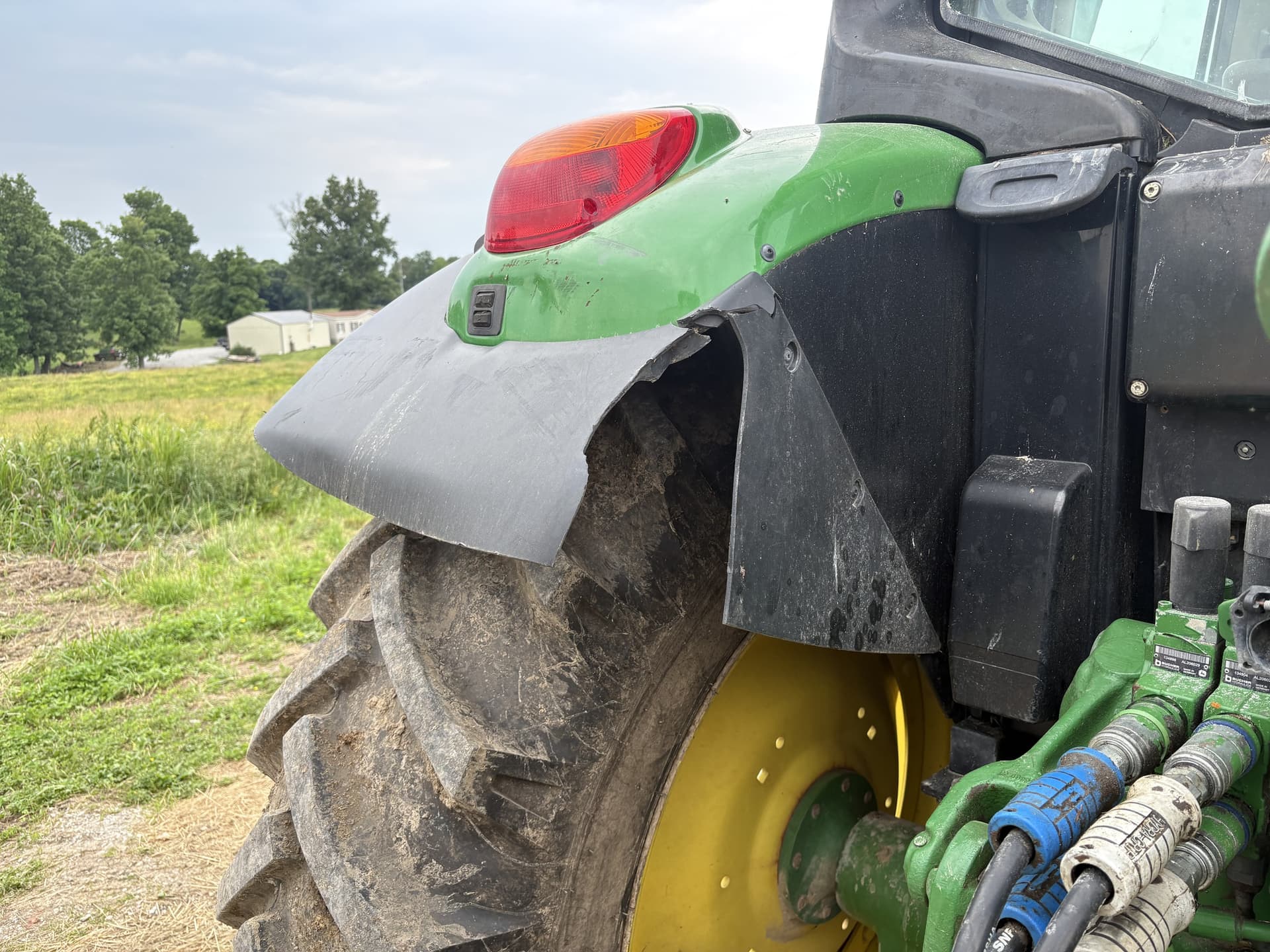 2014 John Deere 6105M Image
