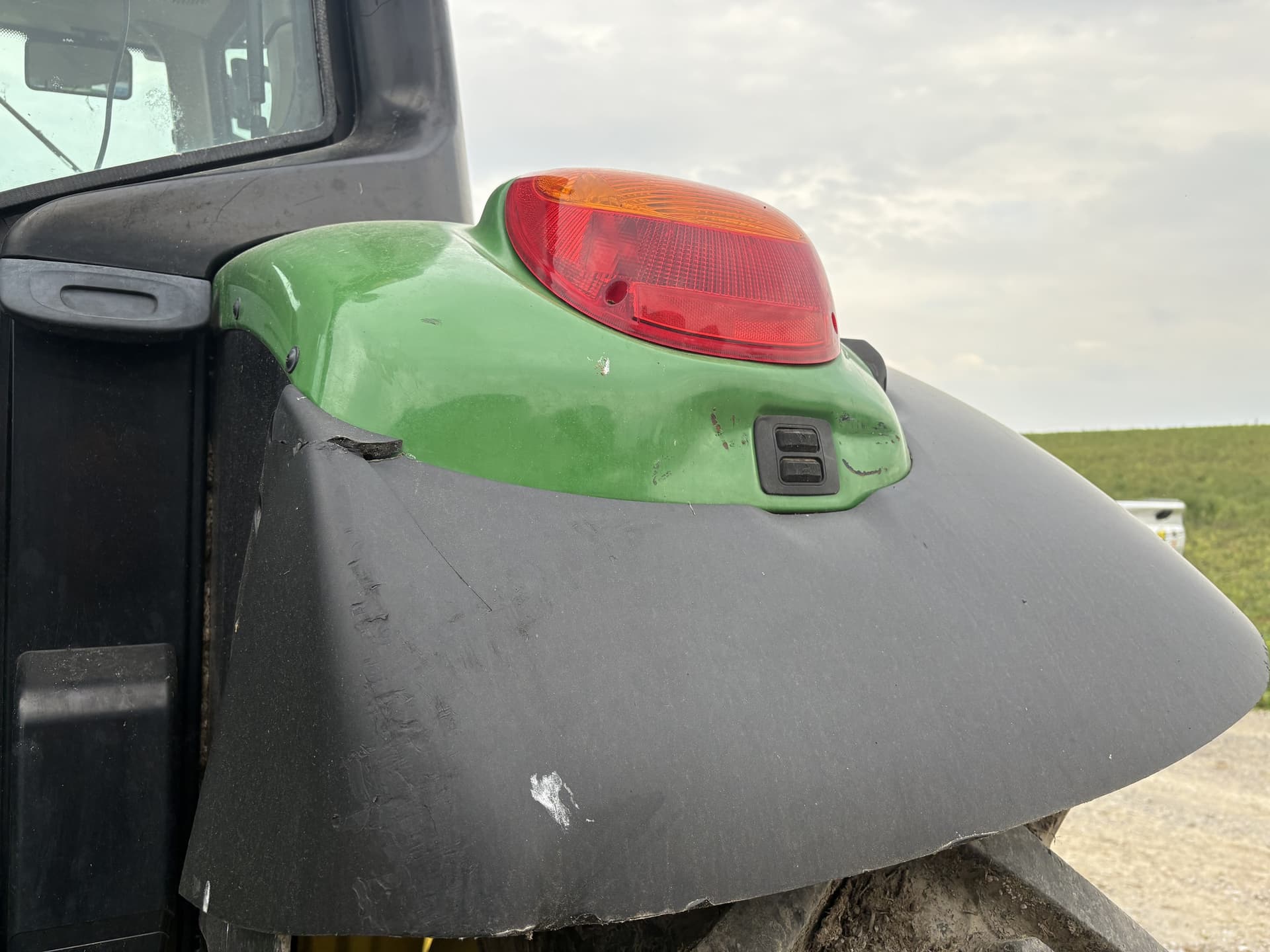 2014 John Deere 6105M Image