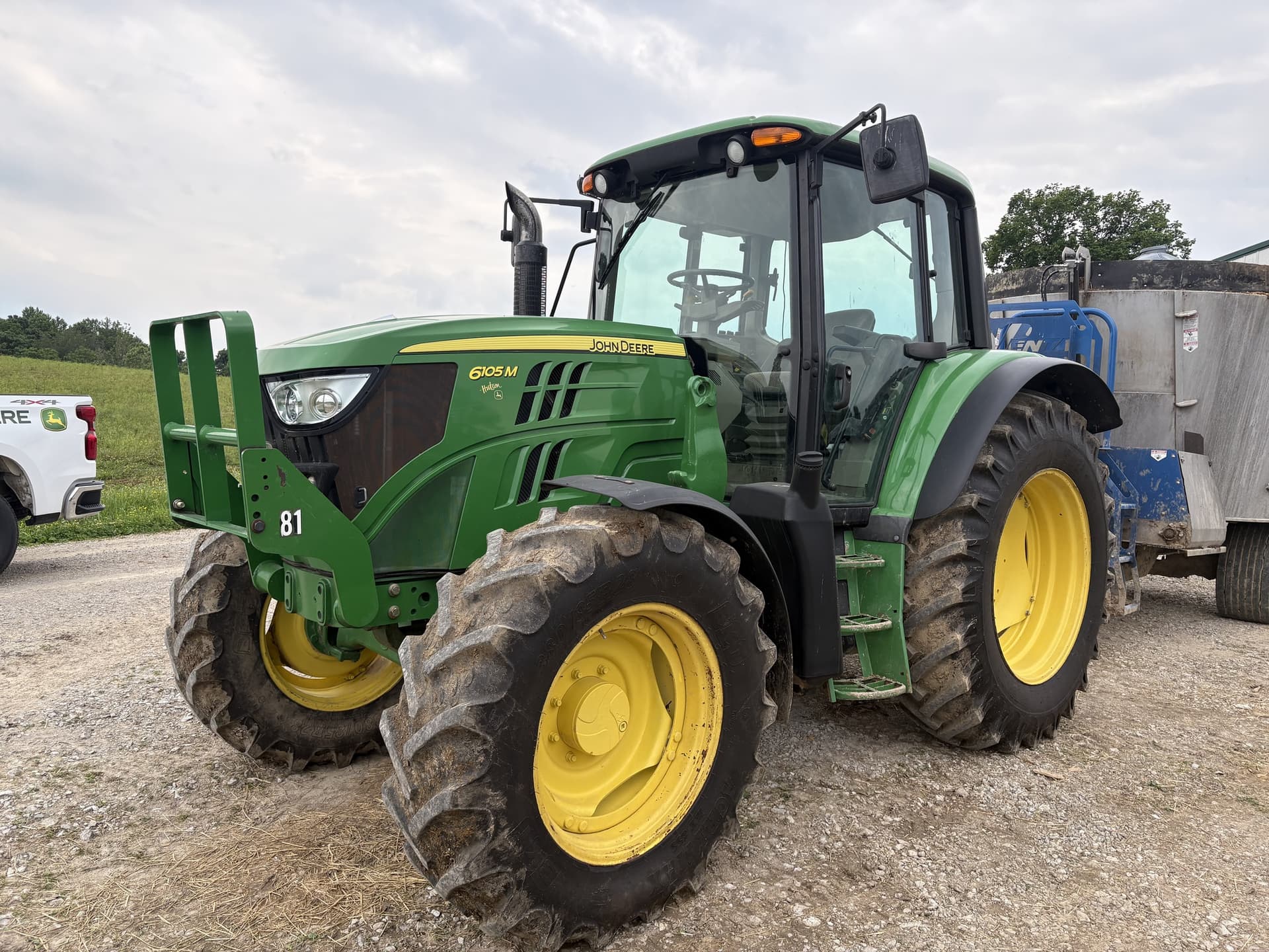 2014 John Deere 6105M Image