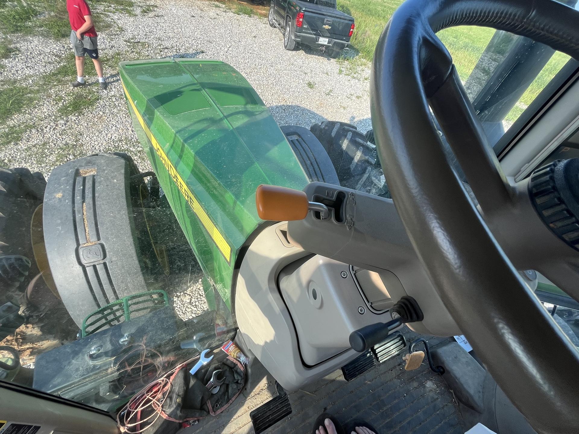 2019 John Deere 8320R Image