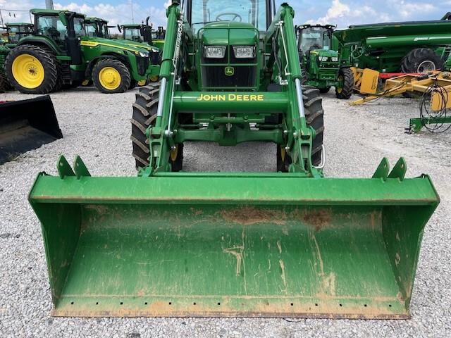 2023 John Deere 6105E cab