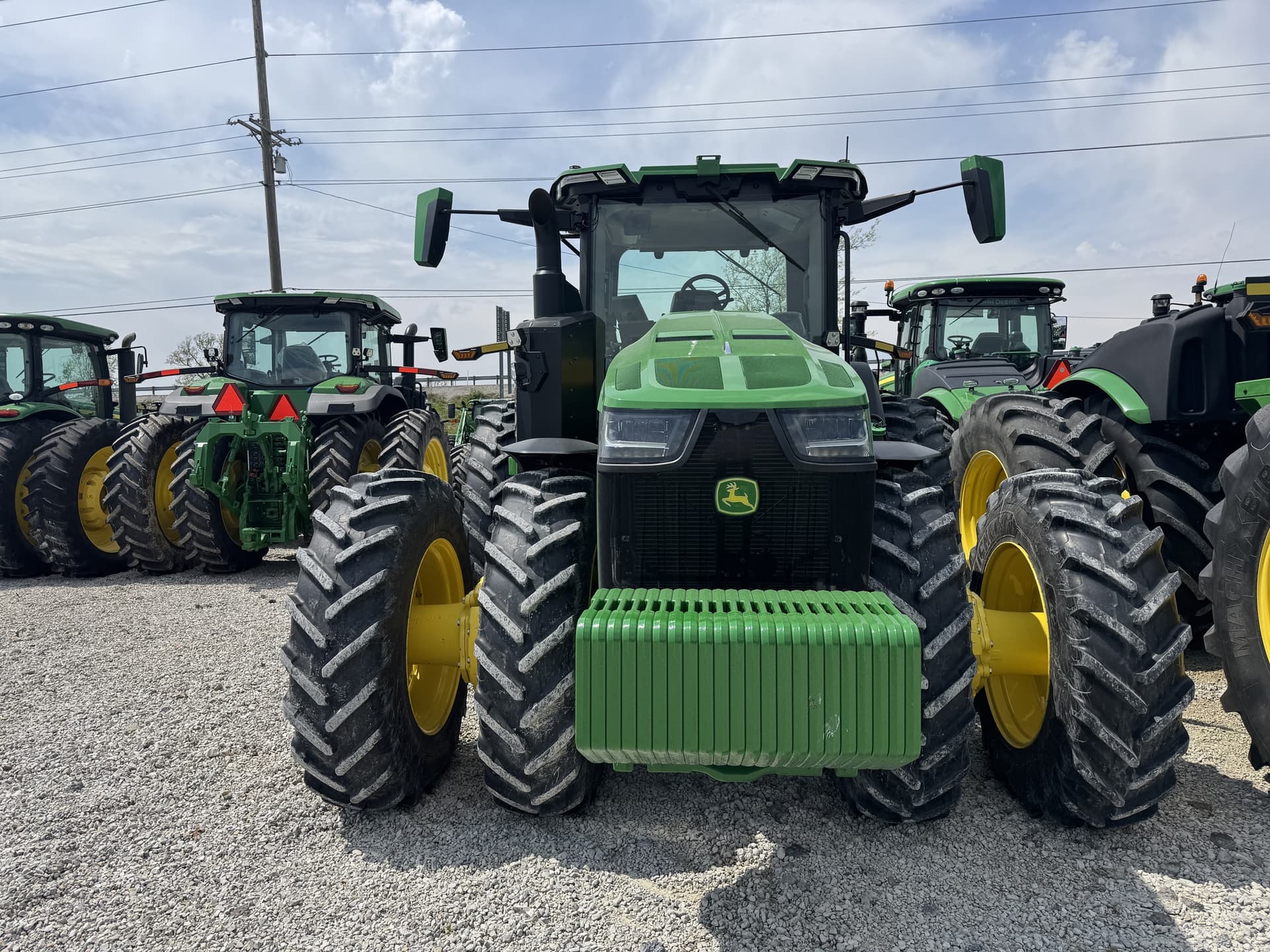 2023 John Deere 8R 410 Image