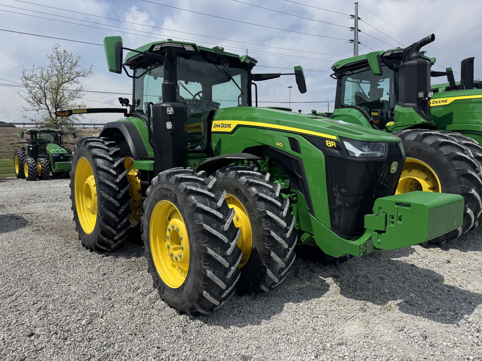 2023 John Deere 8R 410 Image