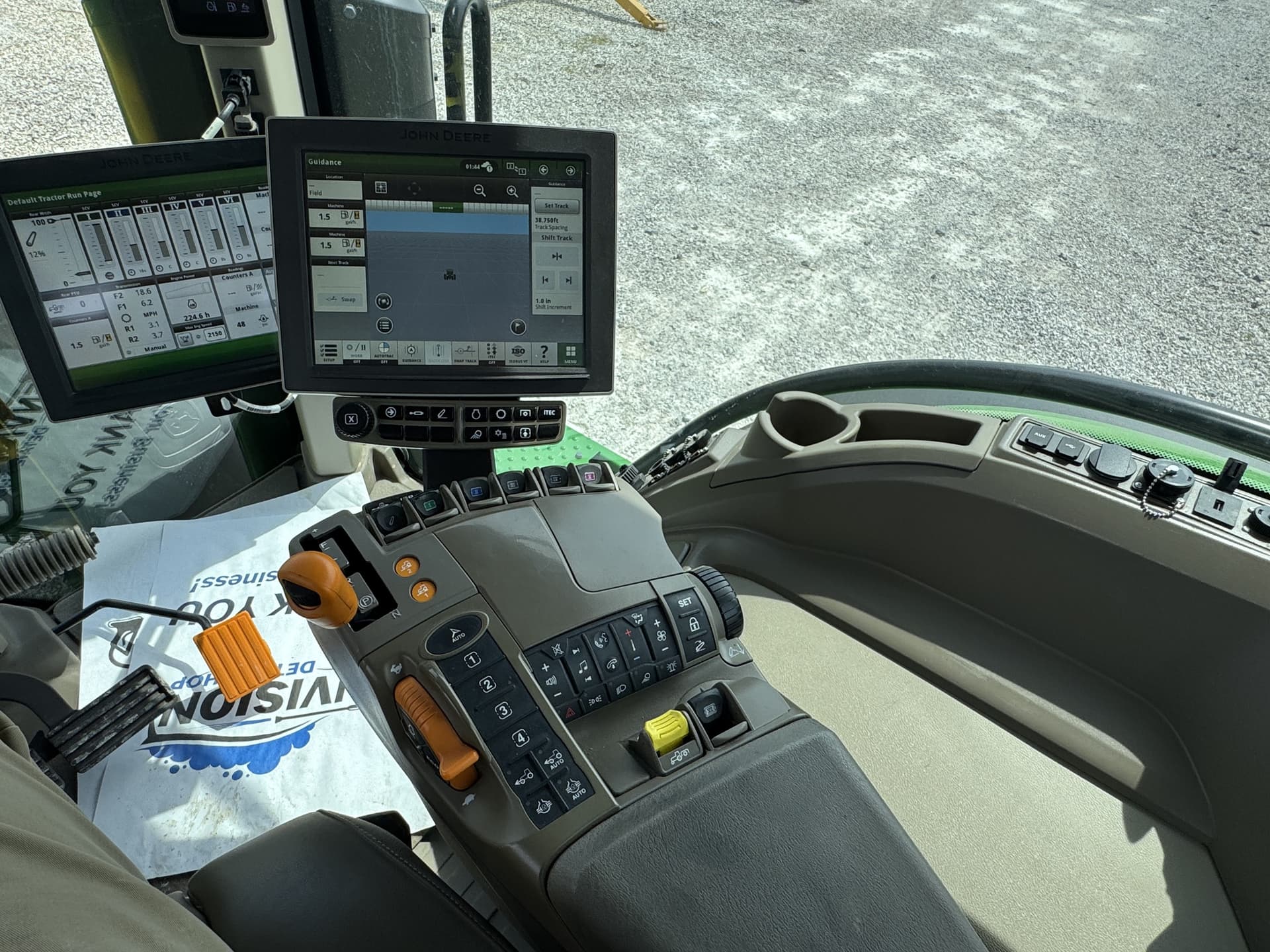 2023 John Deere 8R 410 Image