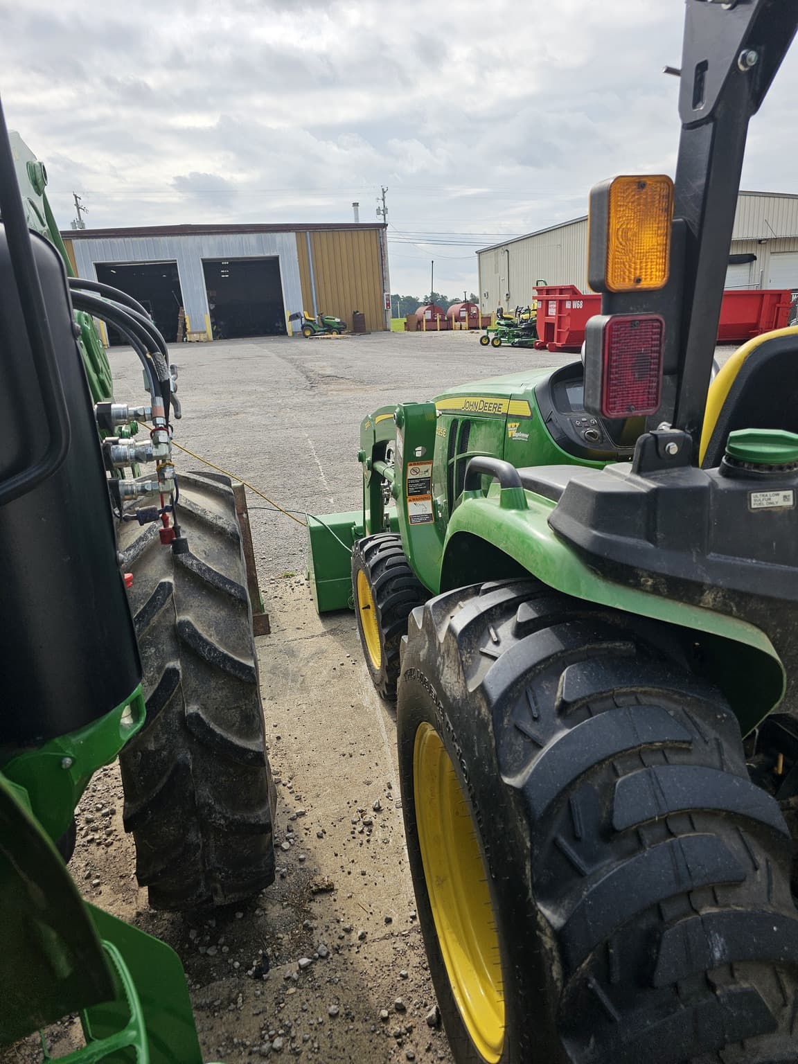 2021 John Deere 3025E Image