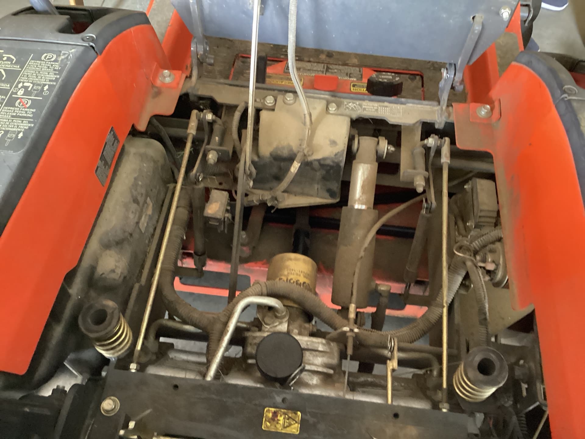 2010 Kubota ZD221 Image