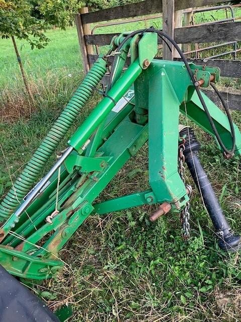 John Deere 265