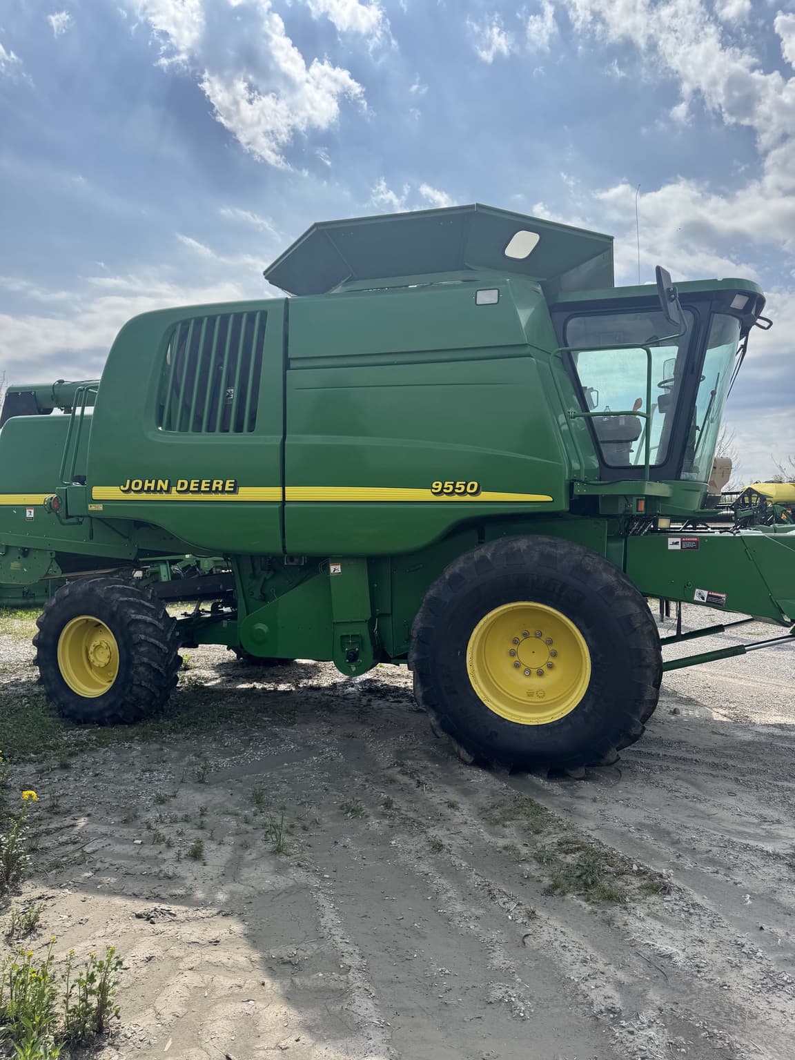 2000 John Deere 9550 Image