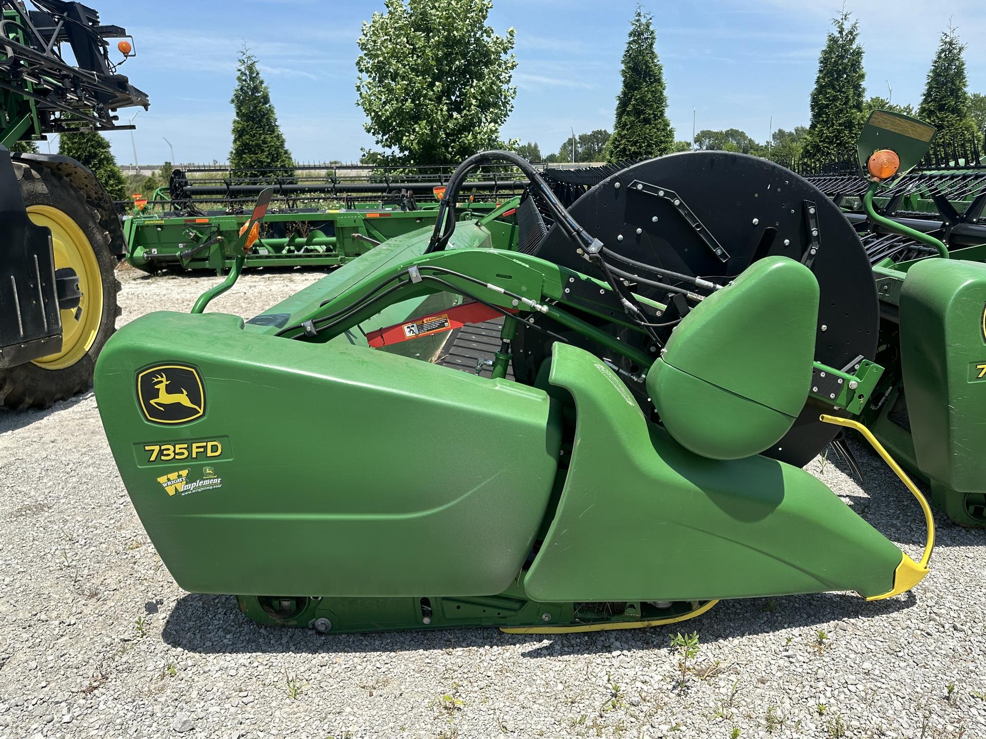 2019 John Deere 735FD