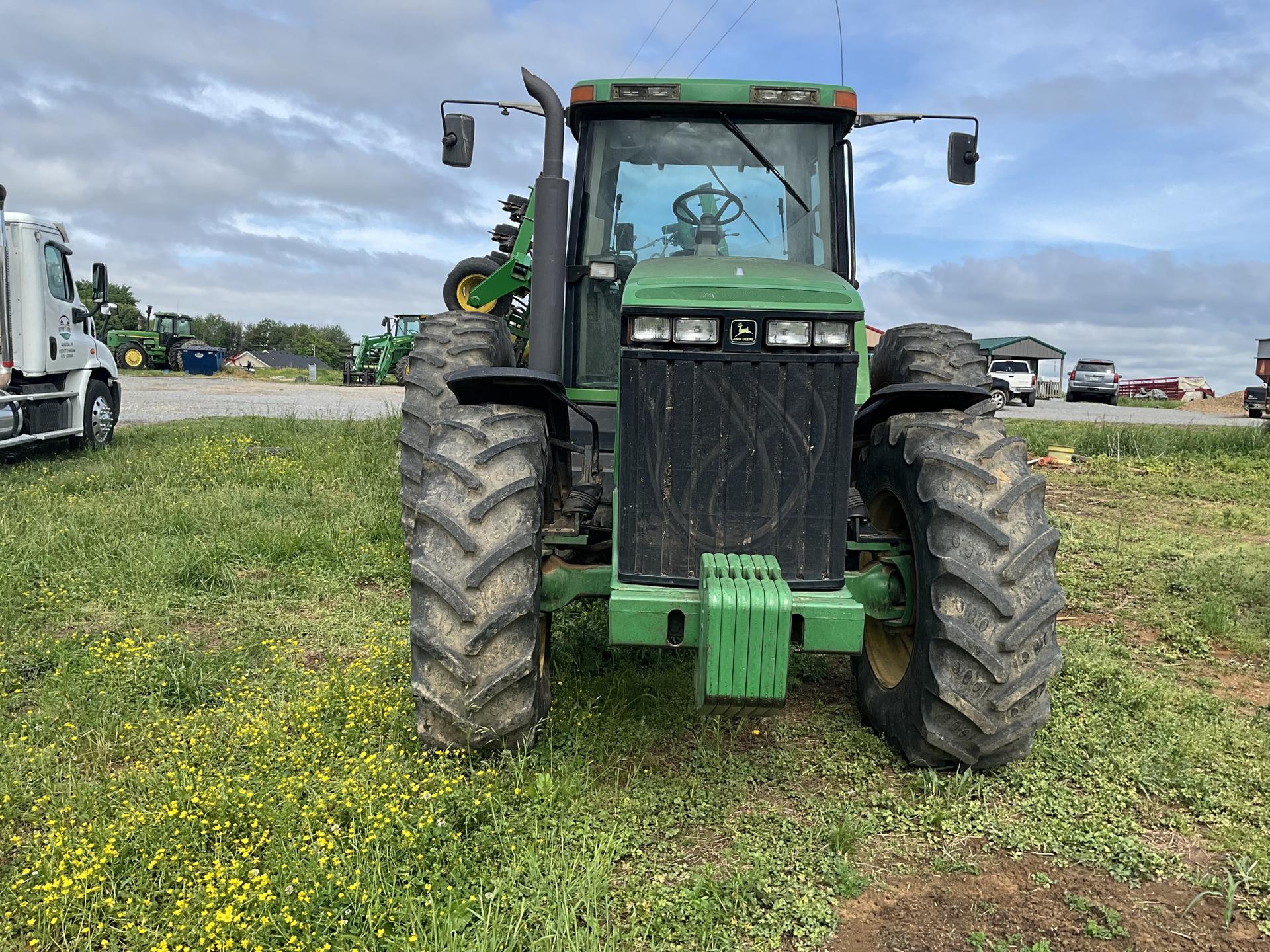 1995 John Deere 8400