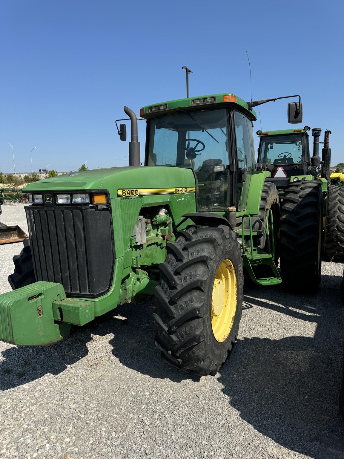 1995 John Deere 8400