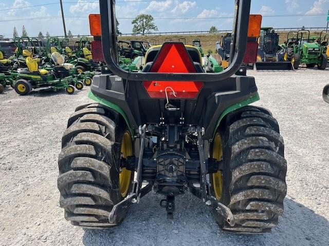 2017 John Deere 3032E