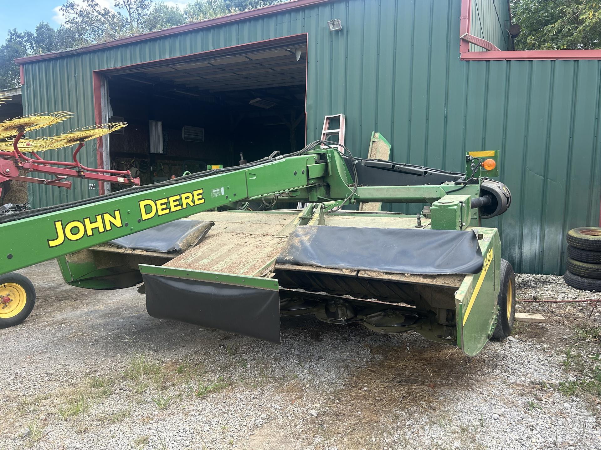 2018 John Deere 946