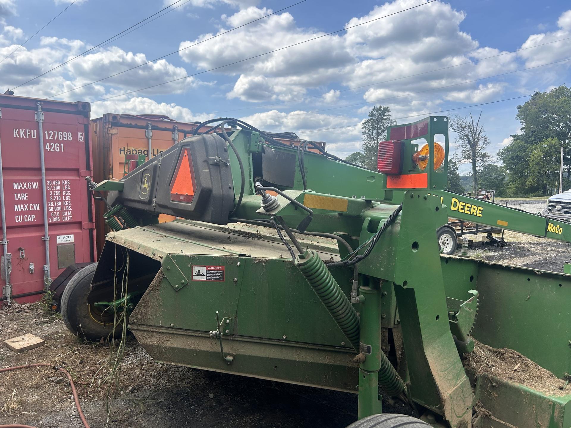 2018 John Deere 946