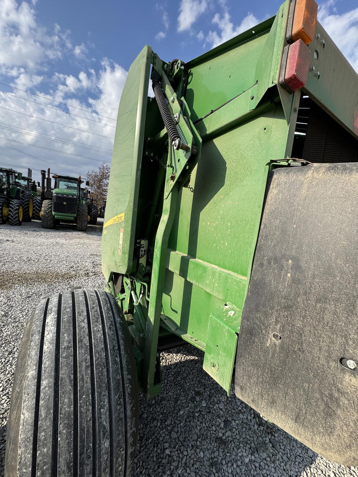 2023 John Deere 560M