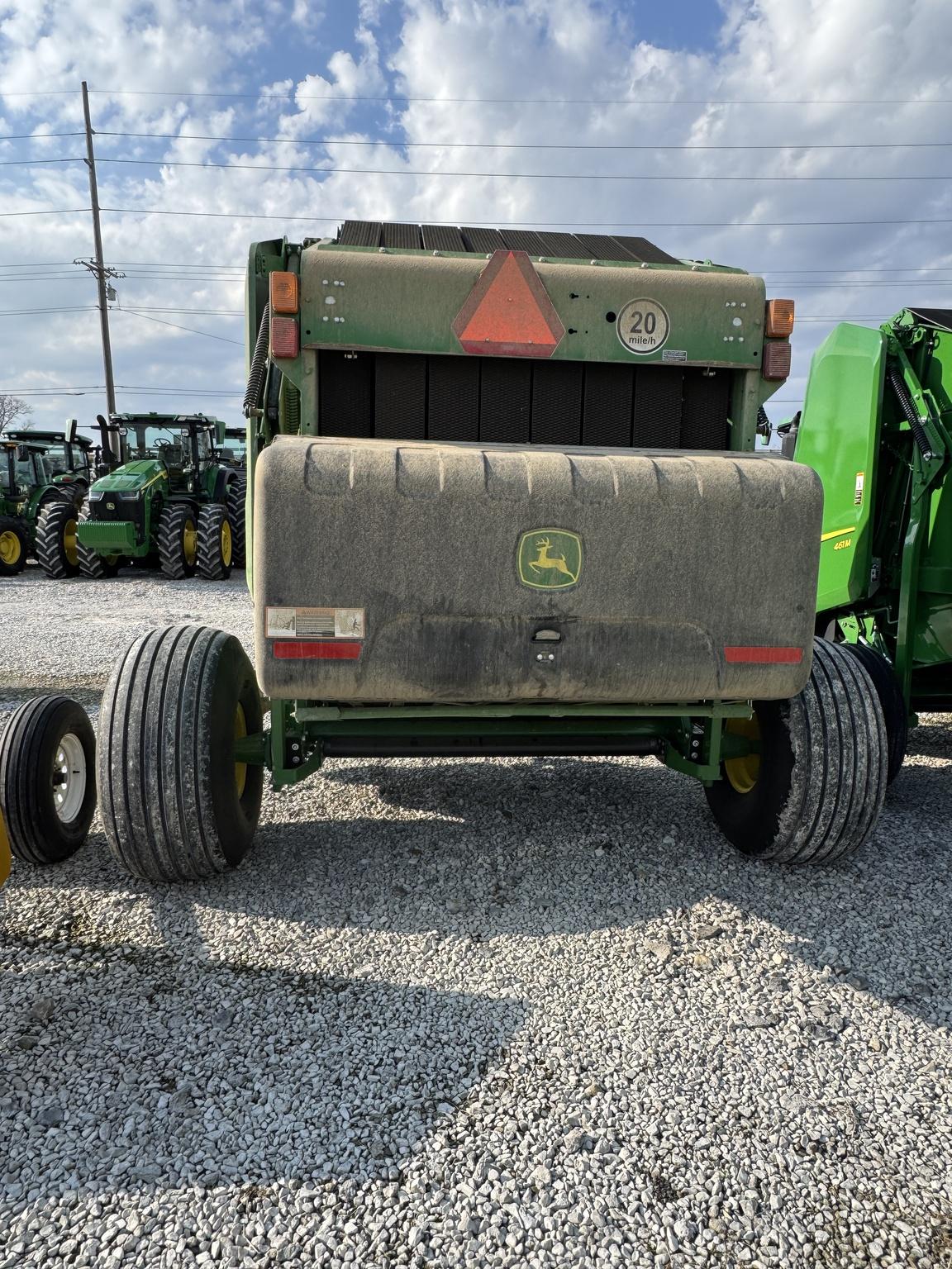 2023 John Deere 560M