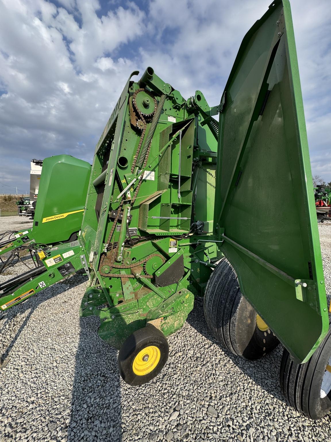 2023 John Deere 560M