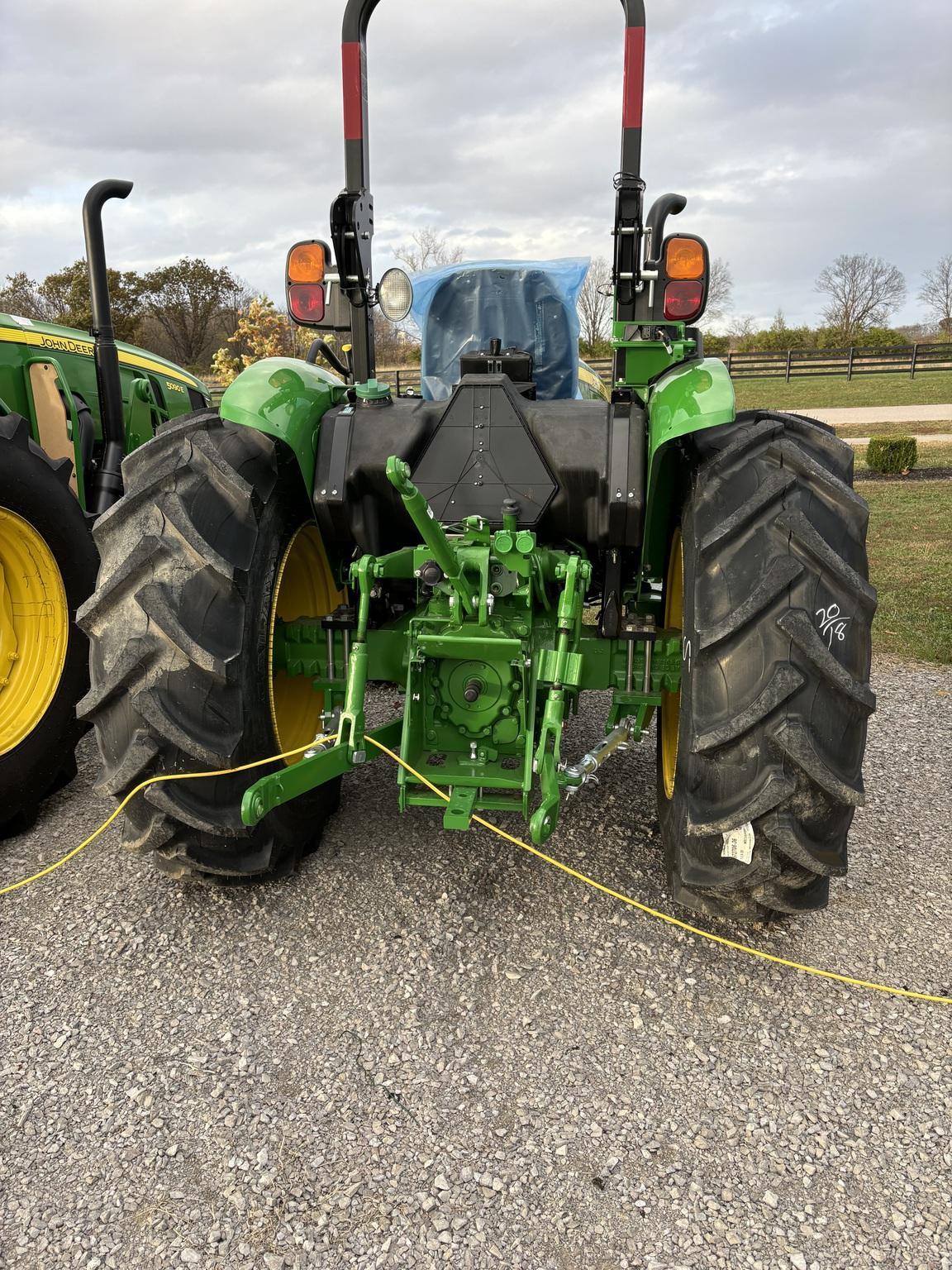 2024 John Deere 5075E