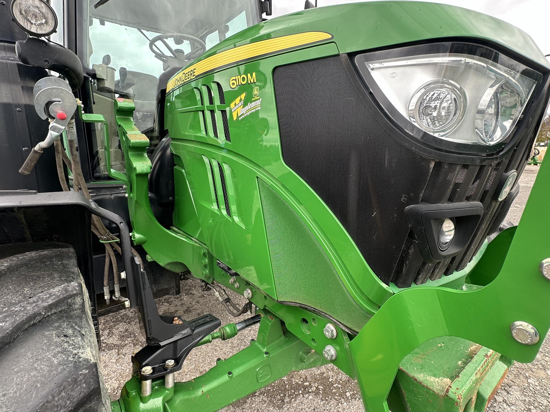 2018 John Deere 6110M