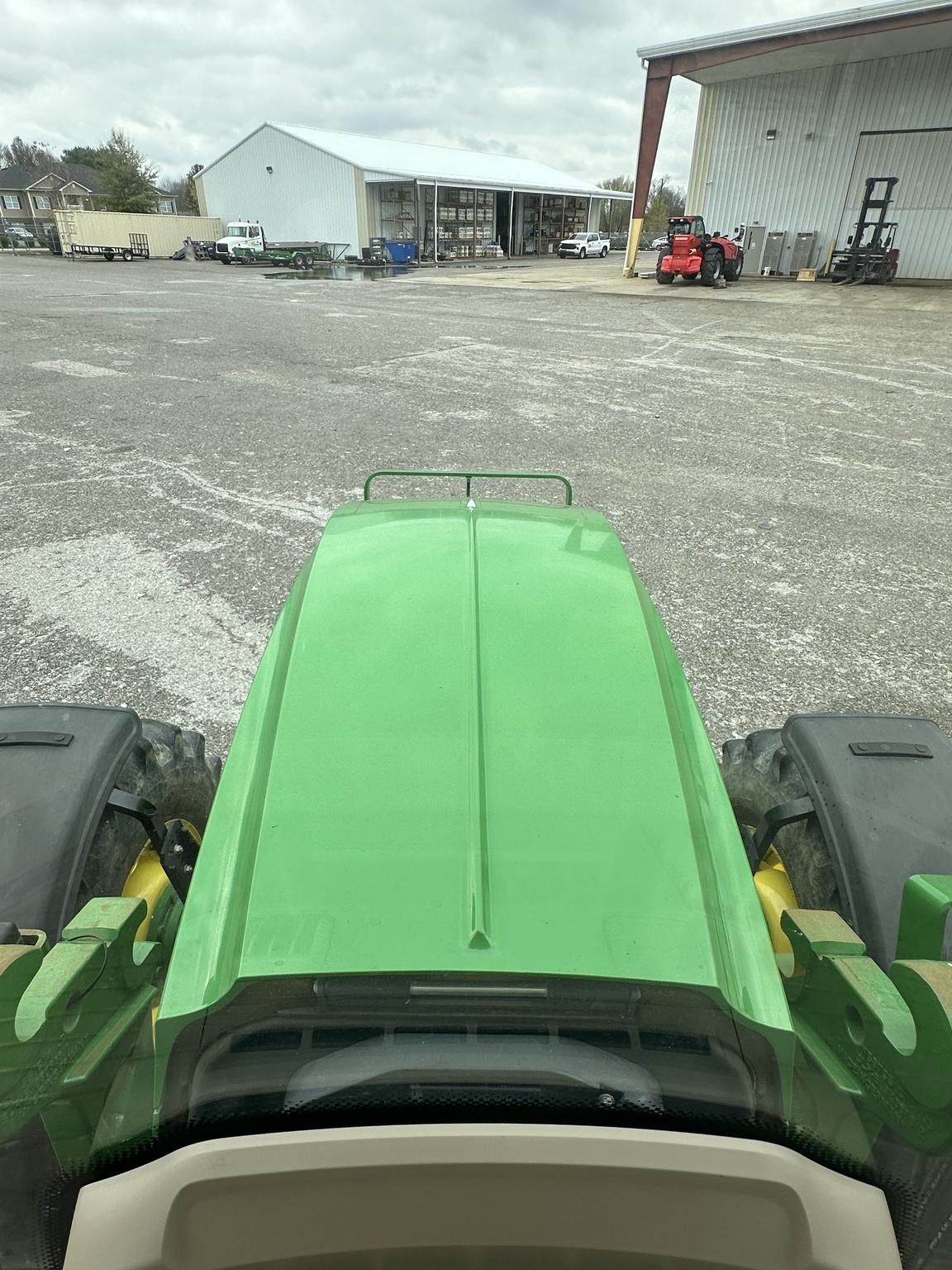 2018 John Deere 6110M