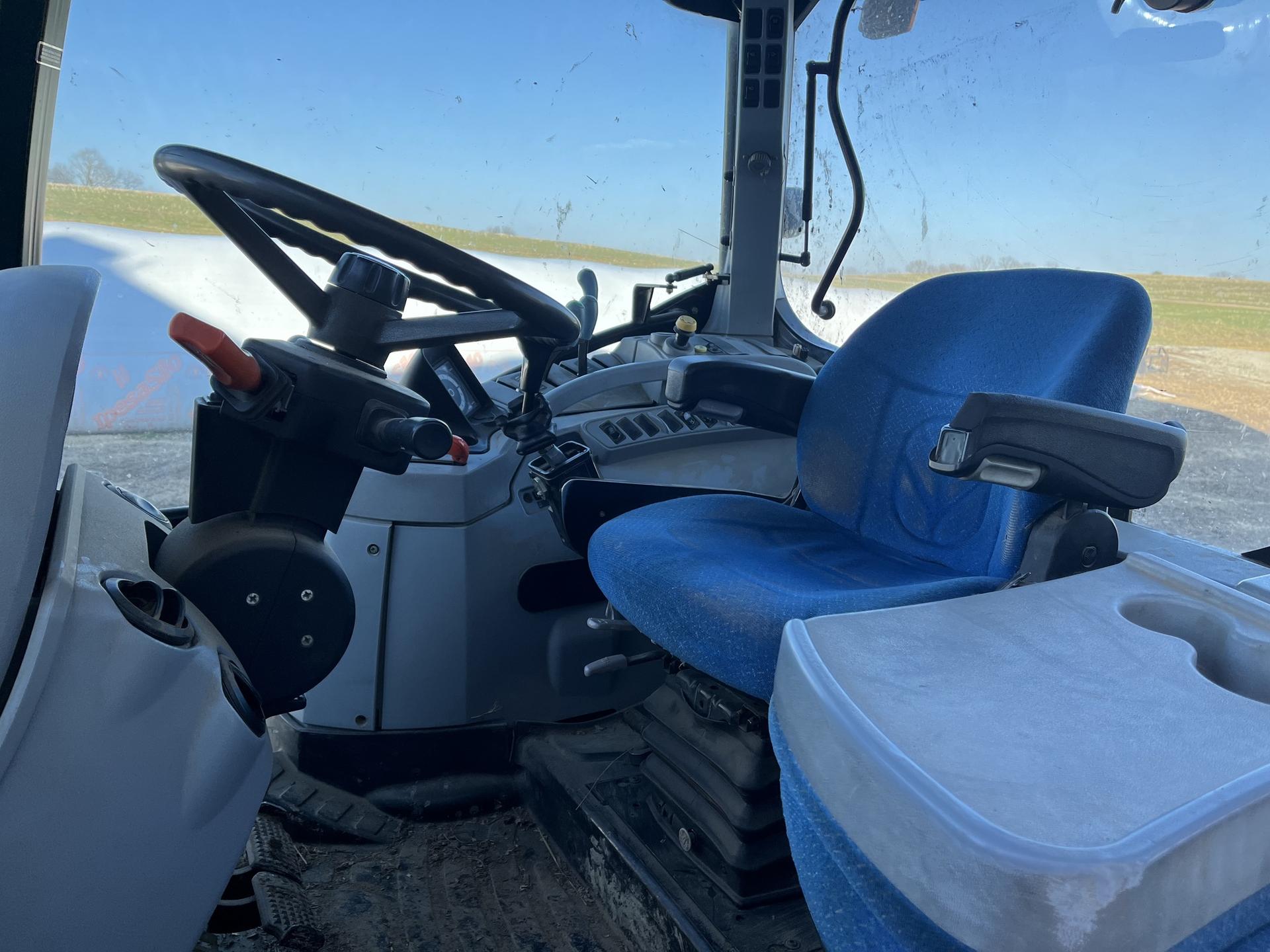 2013 New Holland T6030 Delta