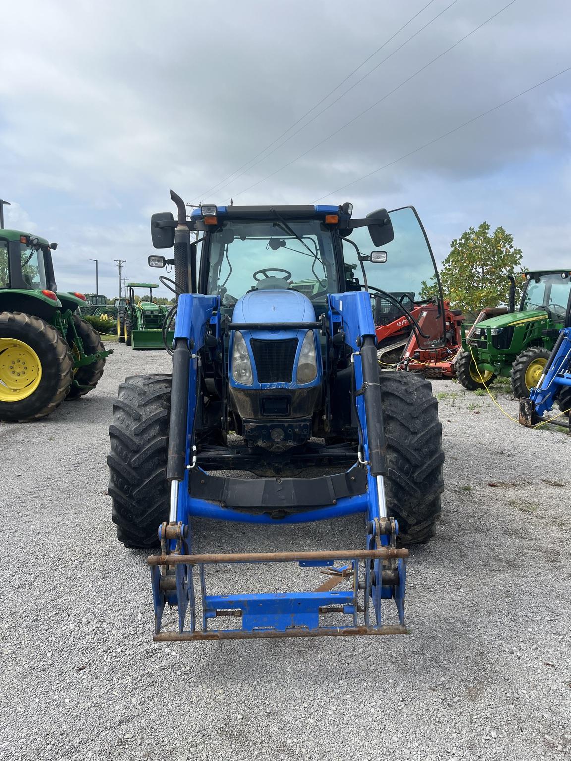 2013 New Holland T6030 Delta