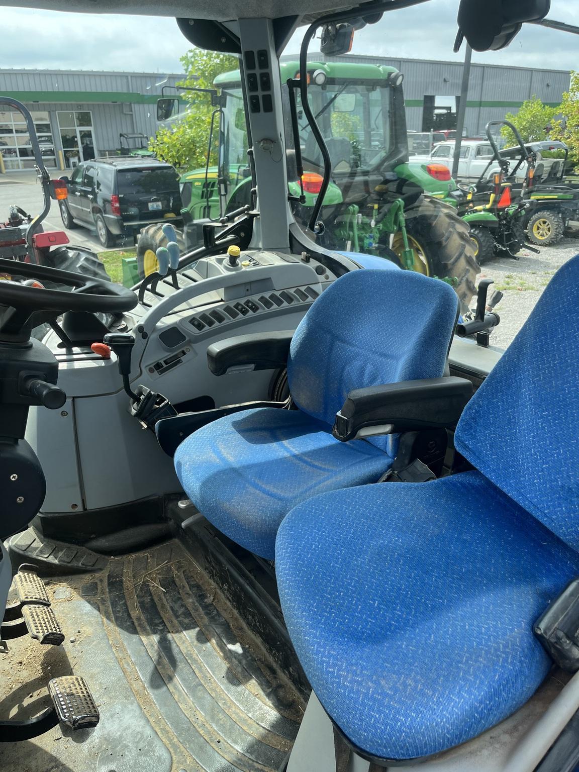 2013 New Holland T6030 Delta