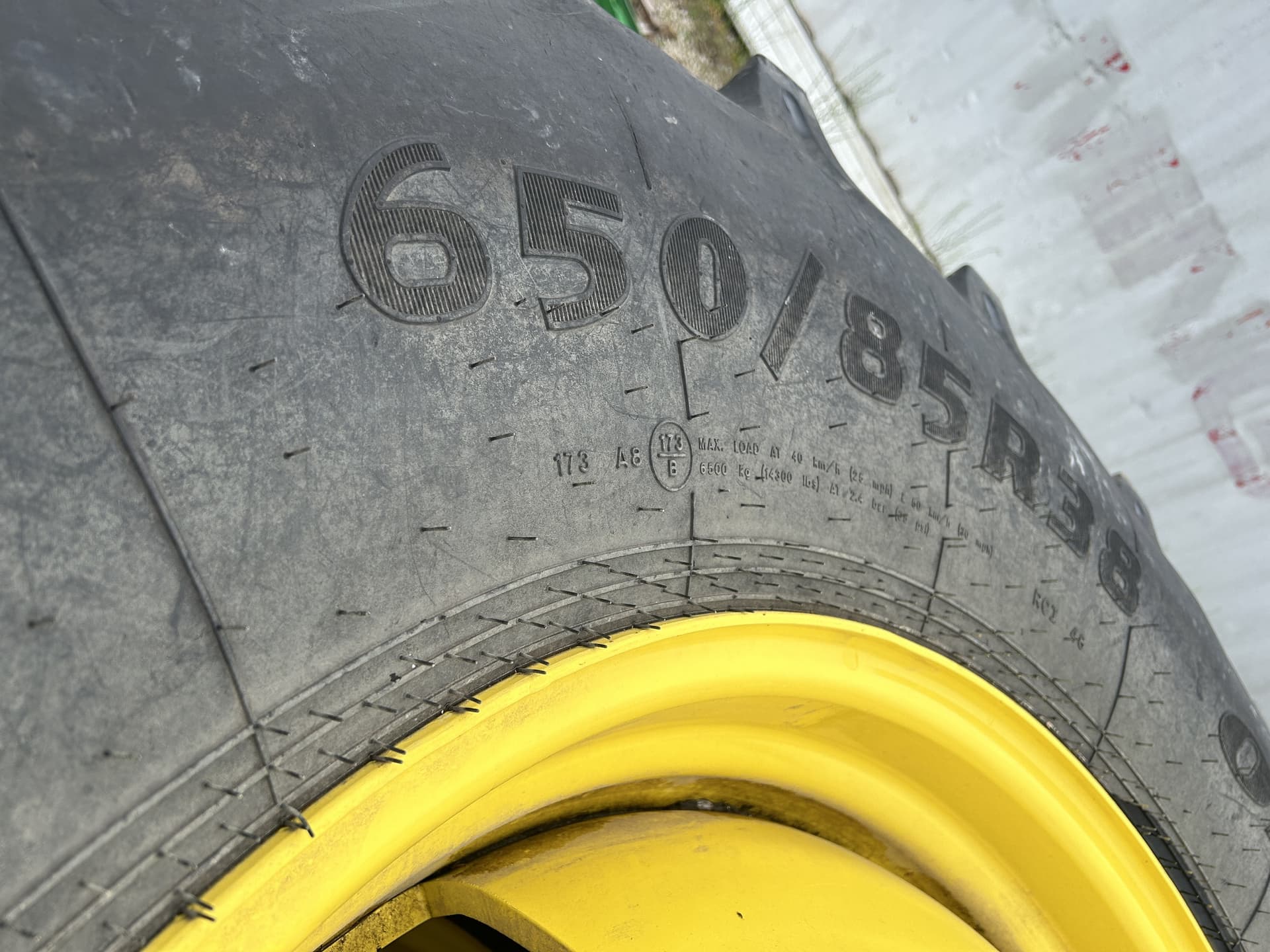 2016 Goodyear Tire Duals Kit – Goodyear 650×38+ Image