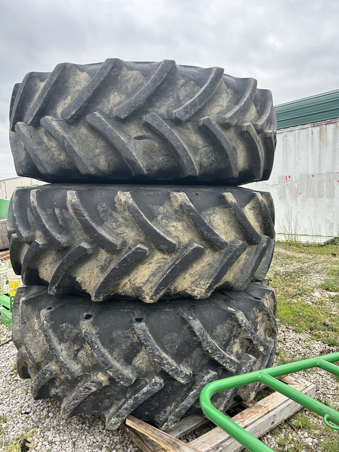 2016 Goodyear Tire Duals Kit – Goodyear 650×38+ Image