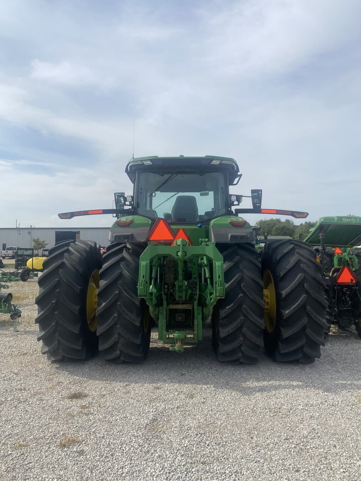 2023 John Deere 8R 410 Image