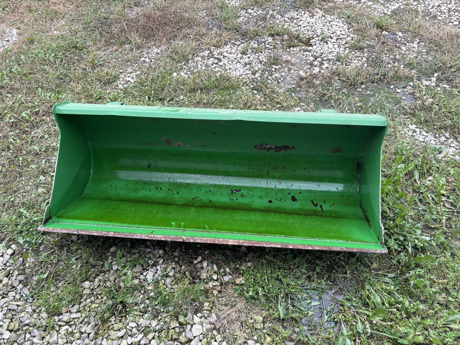 2021 John Deere 2038R Image
