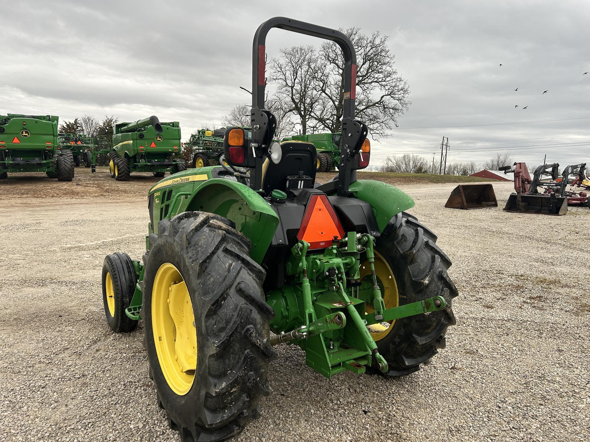 2020 John Deere 5045E Image