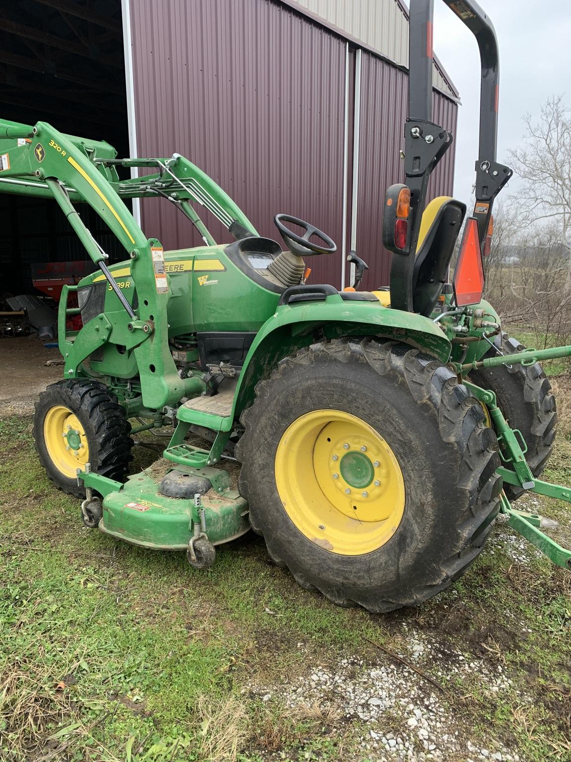 2023 John Deere 3039R Image