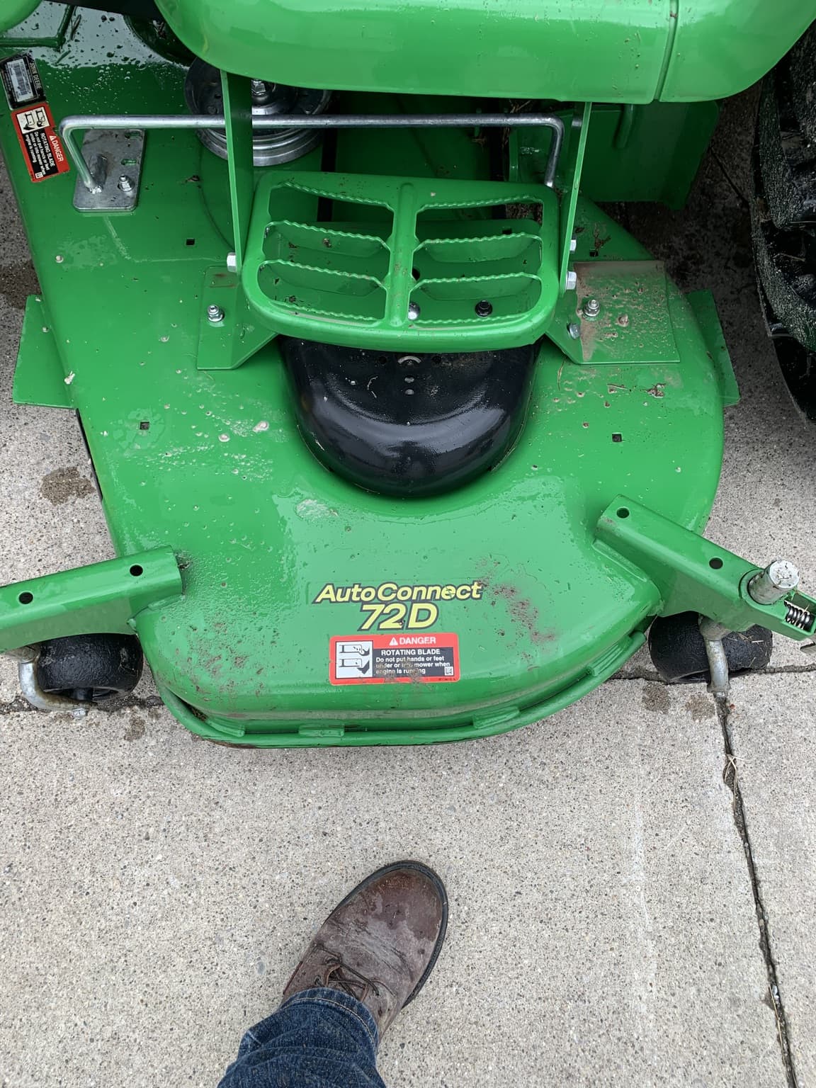2023 John Deere 3039R Image