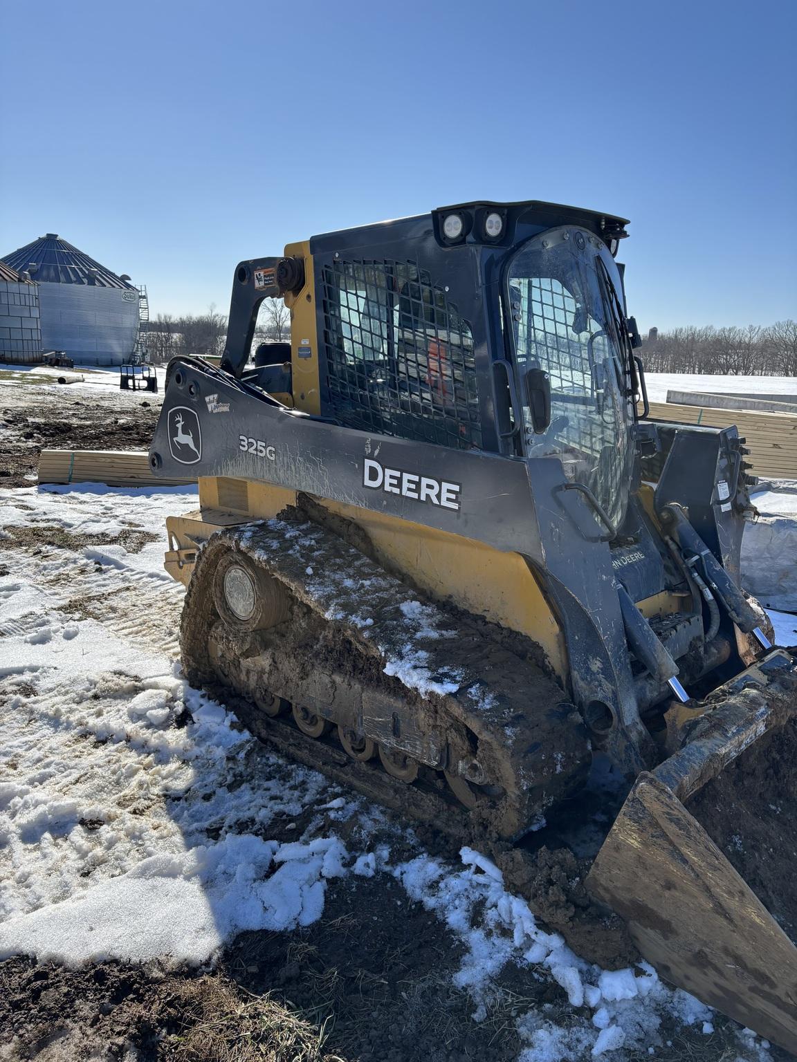 2020 John Deere 325G Image