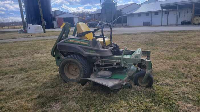 2013 John Deere Z915B Image