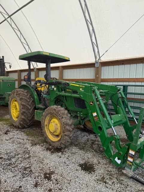 2021 John Deere 5075E Image