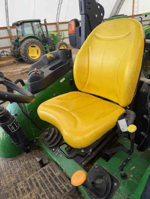 2021 John Deere 5075E Image
