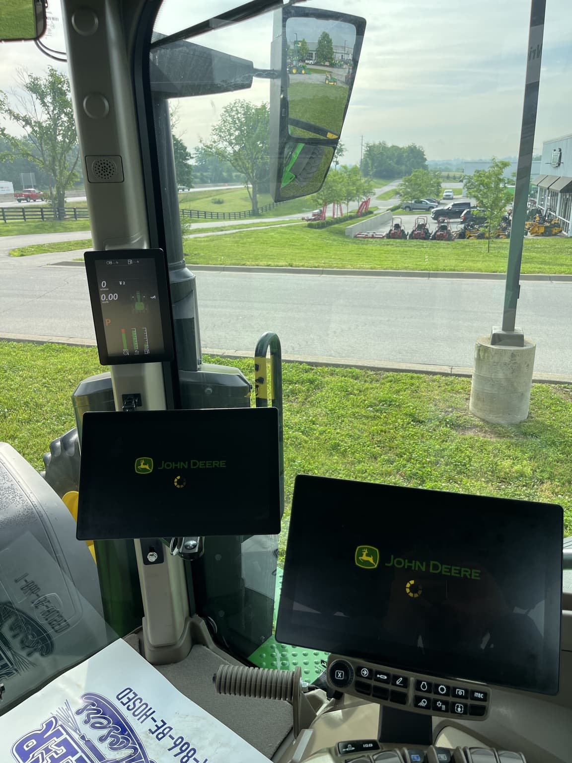 2024 John Deere 8R 310 Image