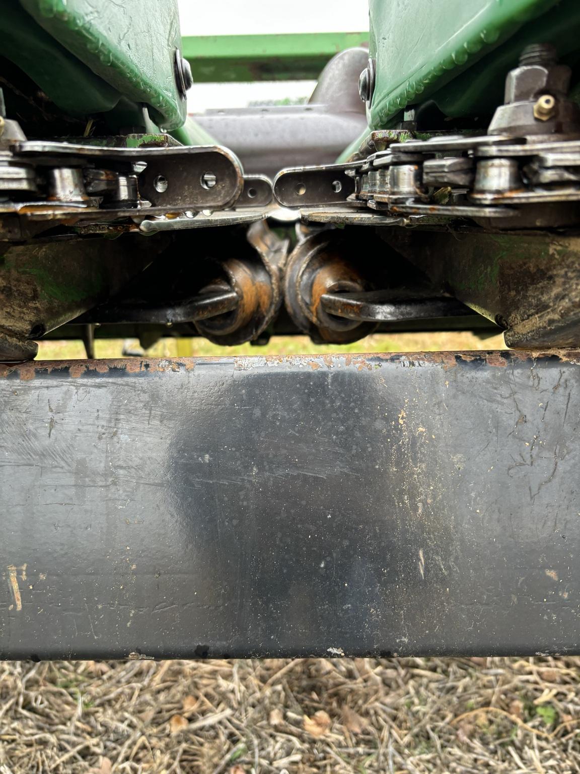 1998 John Deere 693 Image