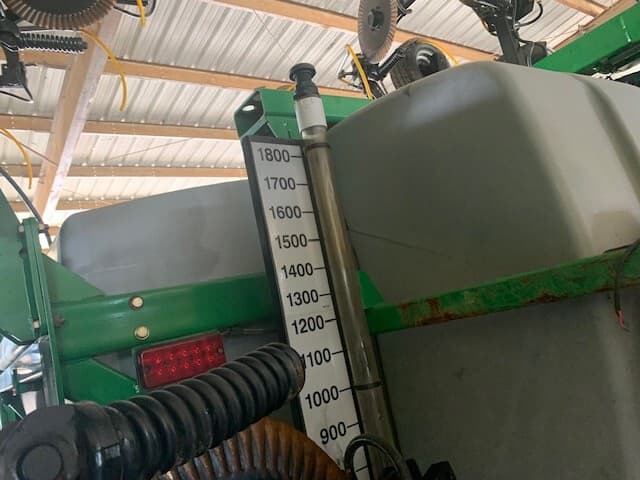 2019 Unverferth NUTRIMAX 1800 Image