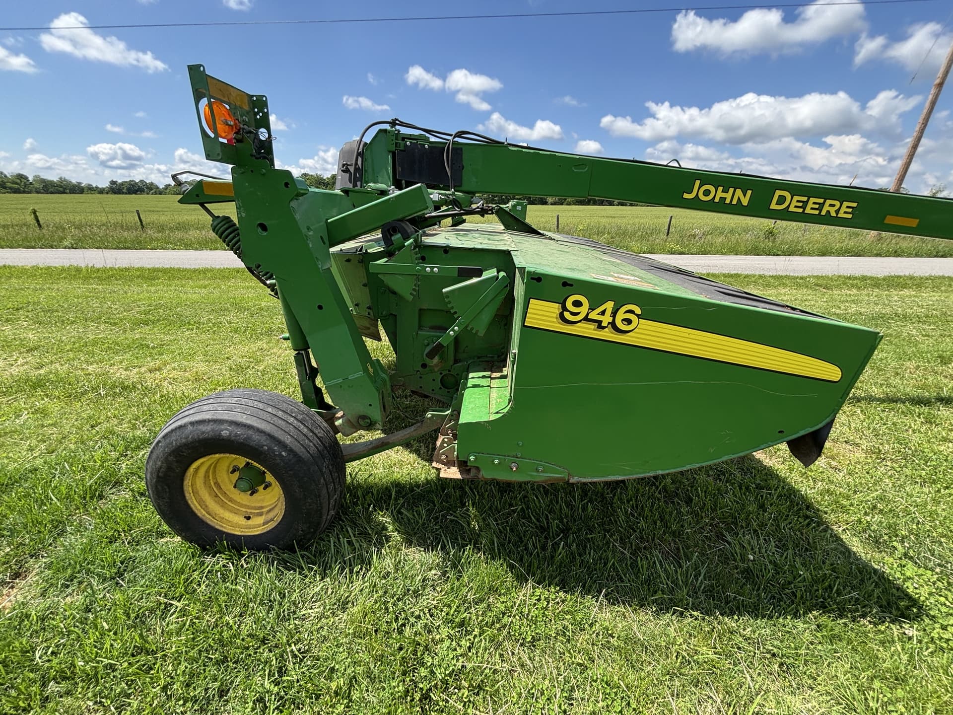 2018 John Deere 946 Image